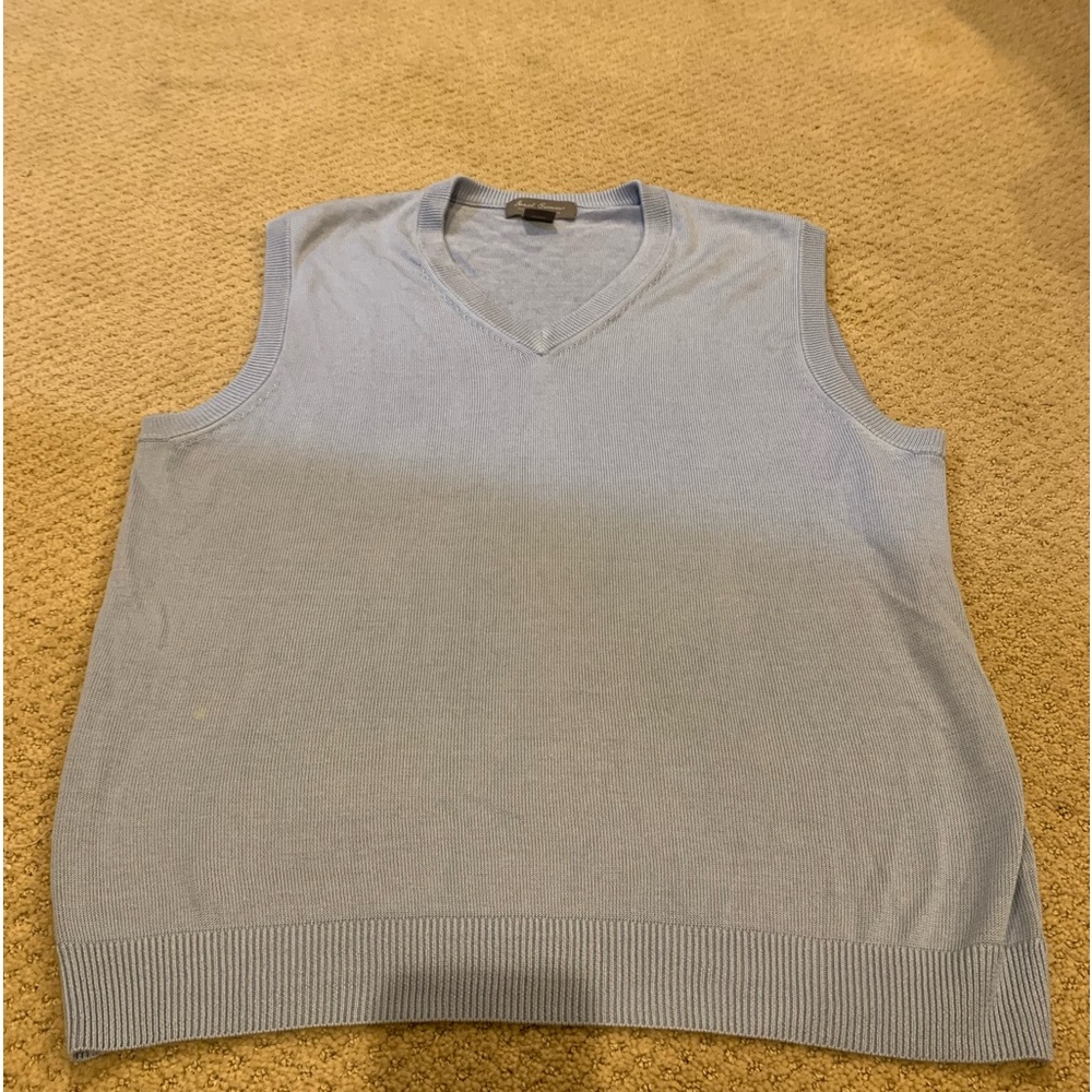 Daniel Cremieux sweater vest